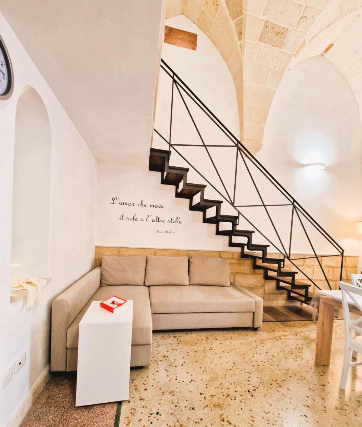 Villa Casa Dante Deliziosa Casa A Due Passi Dal Centro à Lecce Extérieur photo