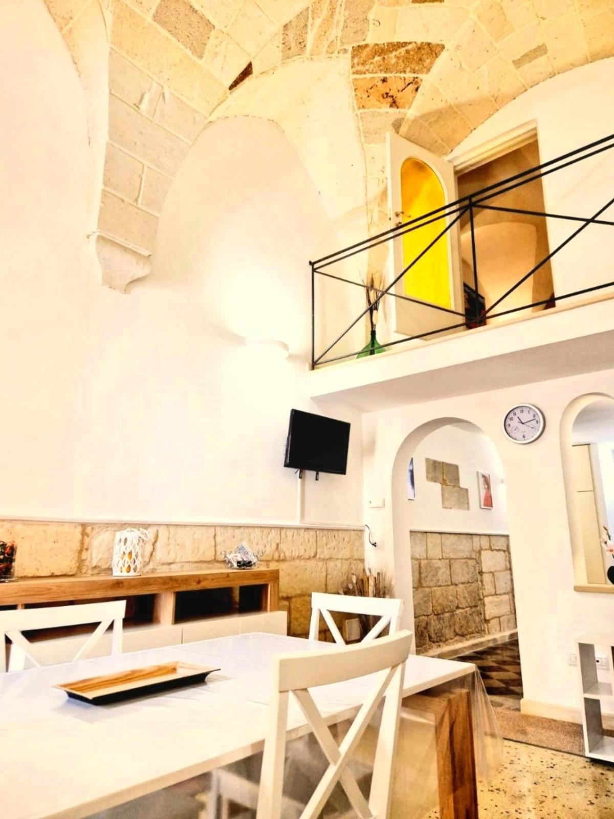 Villa Casa Dante Deliziosa Casa A Due Passi Dal Centro à Lecce Extérieur photo